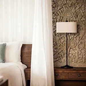 Four Seasons Bali At Bay Resort